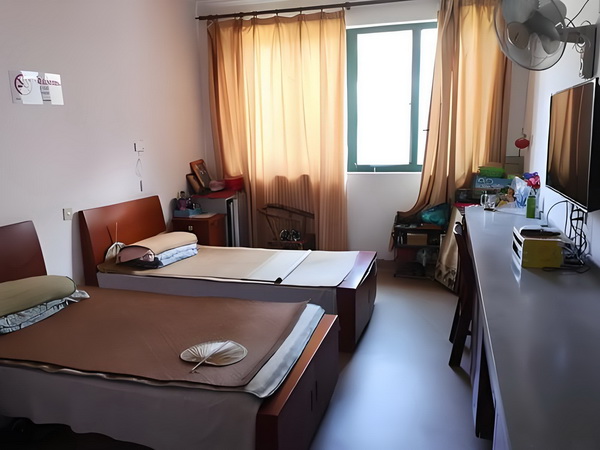 深圳户口需要什么学历再就业_锦鲤附体！男子玩刮刮乐连续5次中奖揽1437万 续开战模启挑刘美式
